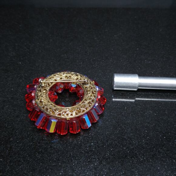Vintage Crystal Red Aurora Borealis Bead Wreath Brooch, 1960s - Picture 6 of 10